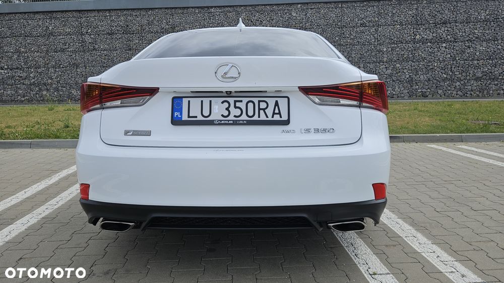 Lexus IS - 4