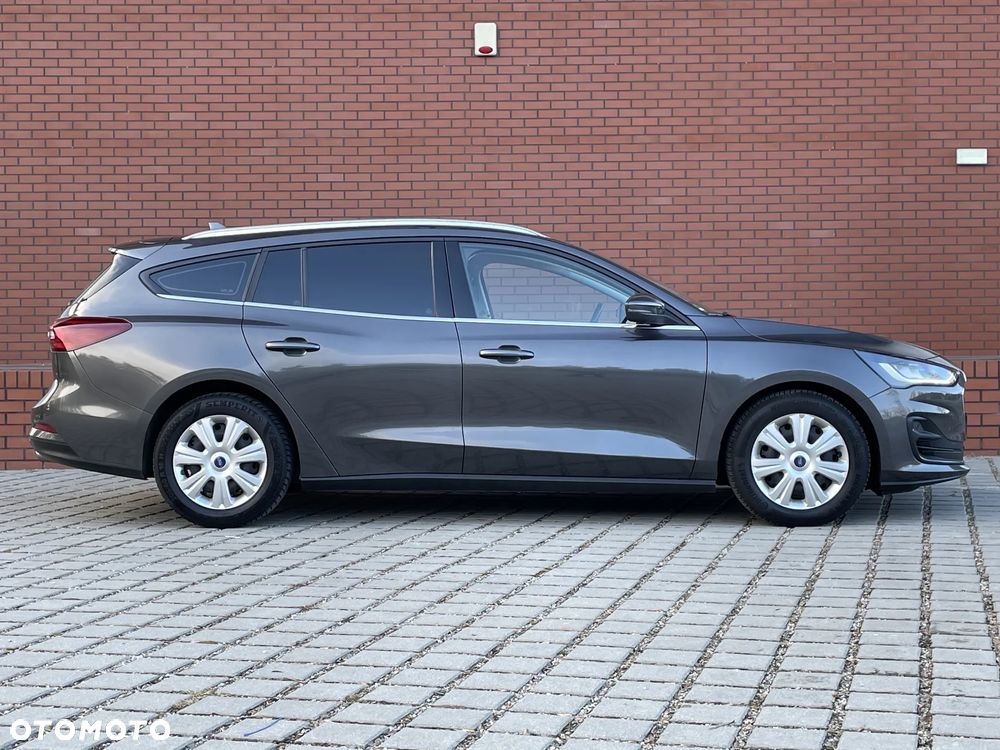 Ford Focus 1.5 EcoBlue Start-Stopp-System TITANIUM STYLE - 11