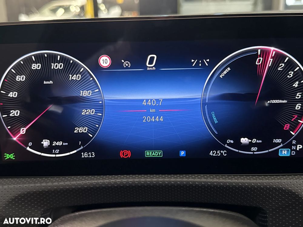 MERCEDES-BENZ CLA-Class 2025 — imagine 10