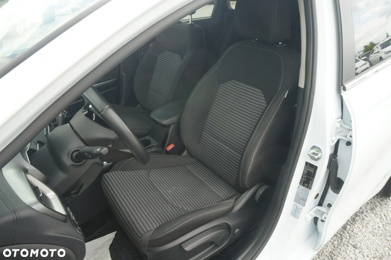 Kia Ceed 1.5 T-GDI M - 21