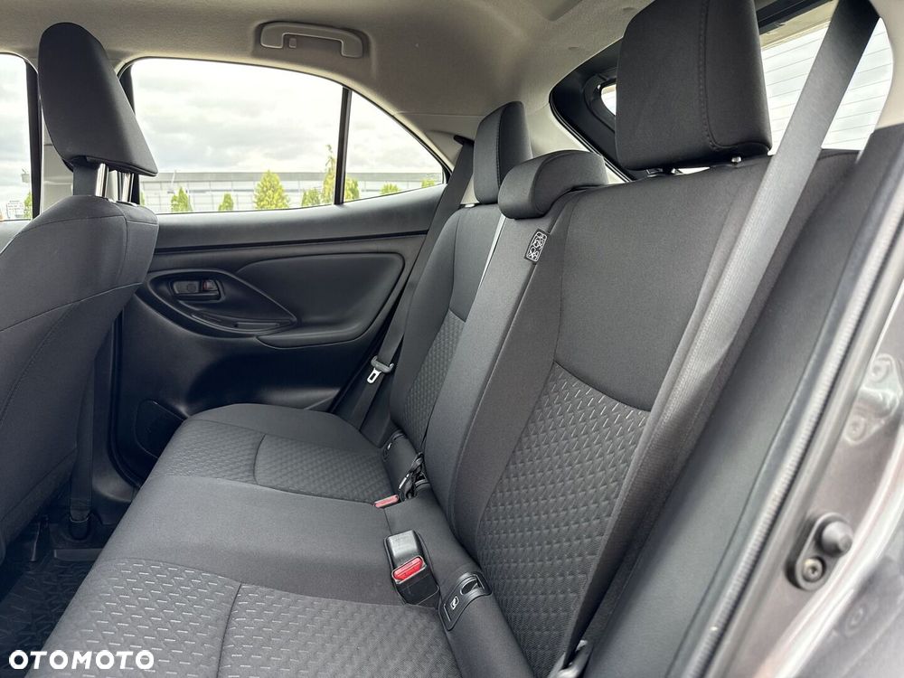 Toyota Yaris Cross Hybrid 1.5 Comfort - 16