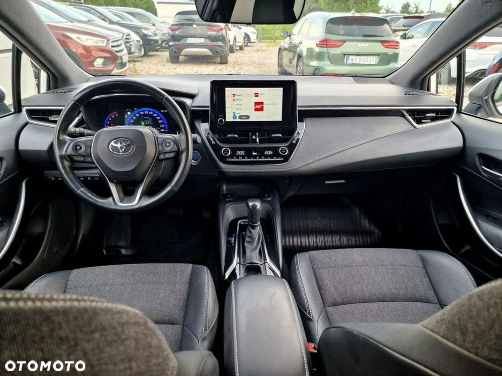 Toyota Corolla 1.8 Hybrid Selection - 23