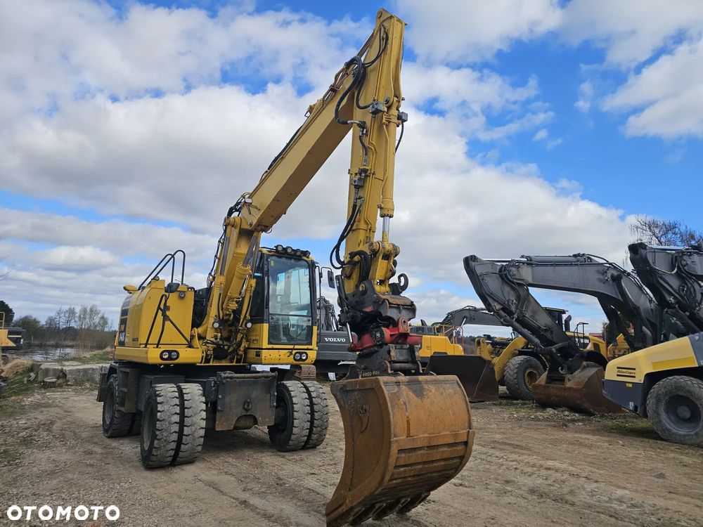 Komatsu PW148-10 - 9