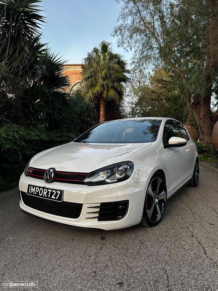 VW Golf 2.0 GTI DSG - 17