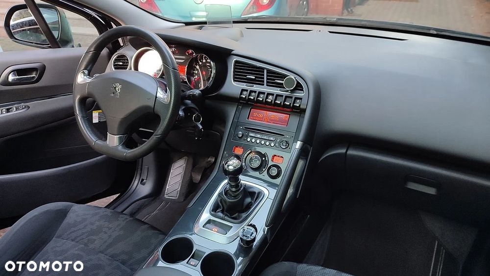 Peugeot 3008 HDi FAP 115 Family - 2