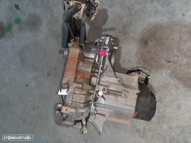 CAIXA VELOCIDADES RENAULT EXPRESS FURGÃO 1989 -JB1032 - 1