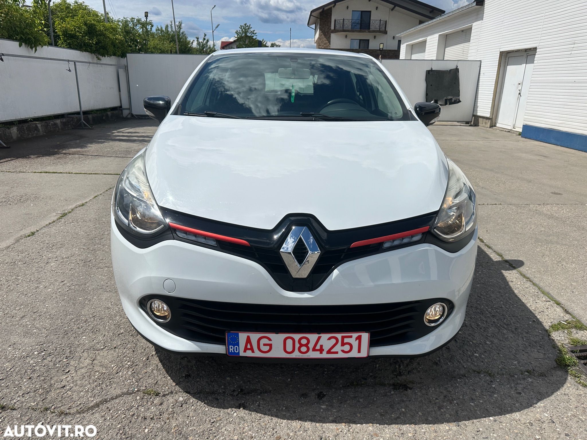 Renault Clio ENERGY TCe 90 Start & Stop 99g Eco-Drive - 1