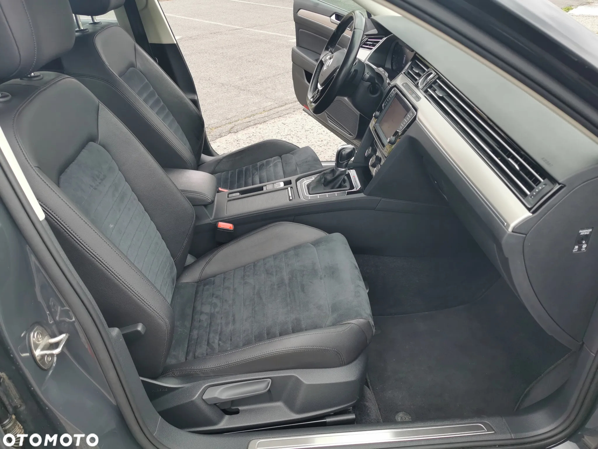 Volkswagen Passat Variant 2.0 TDI SCR 4Motion DSG (BMT) Highline - 17