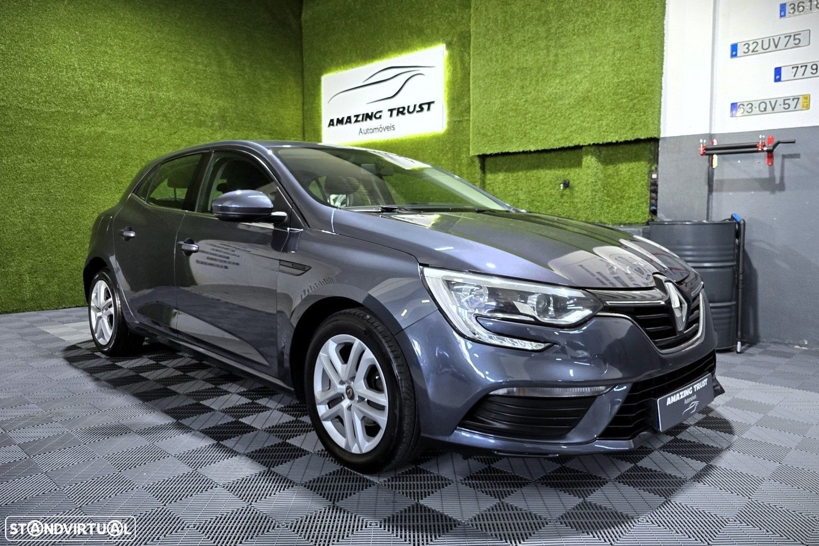 Renault Mégane 1.5 Blue dCi Zen - 1