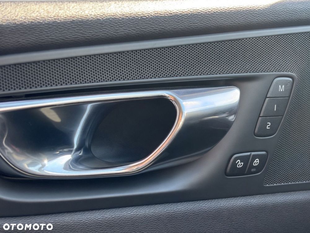 Volvo XC 60 - 27