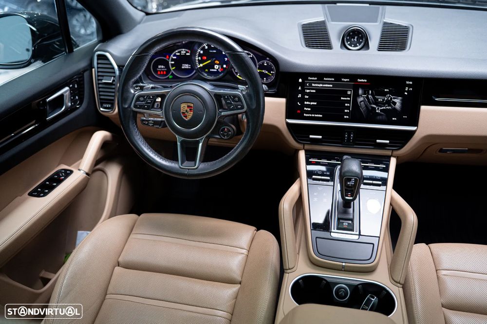 Porsche Cayenne - 13