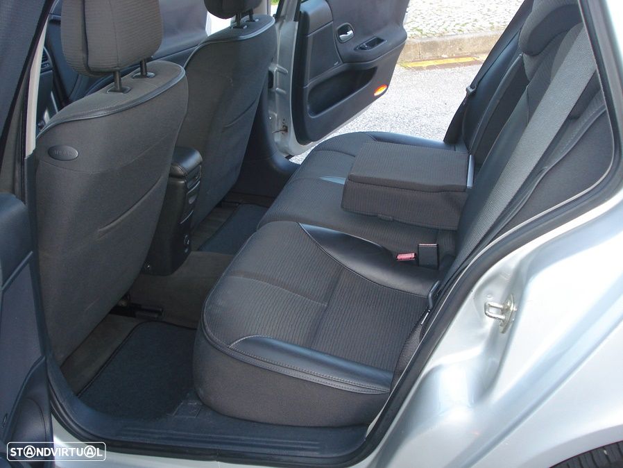 Renault Laguna Break 2.2 dCi FAP Privilege - 20