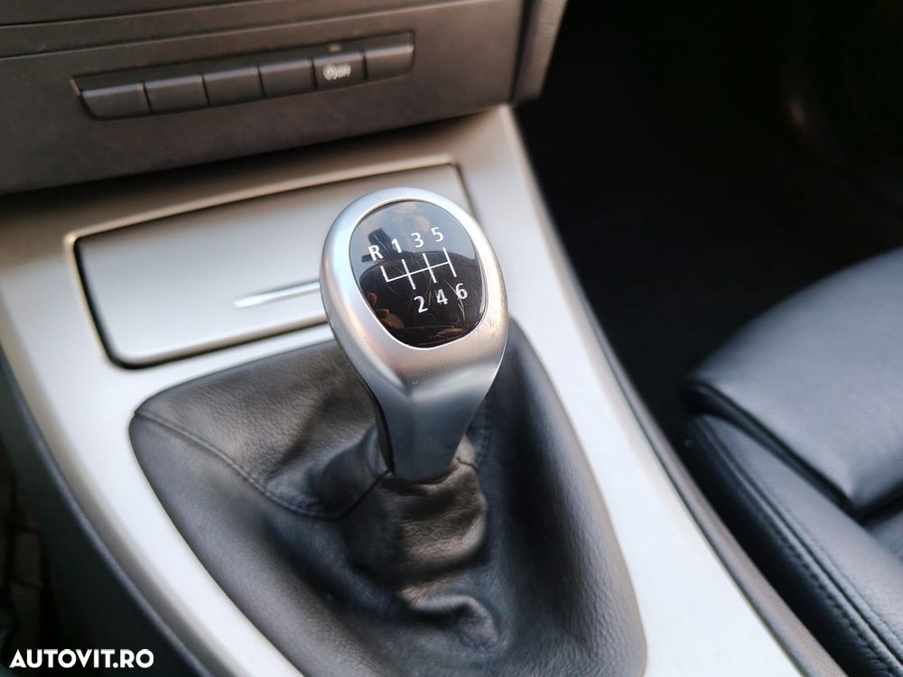 BMW Seria 3 318i Edition Sport - 22