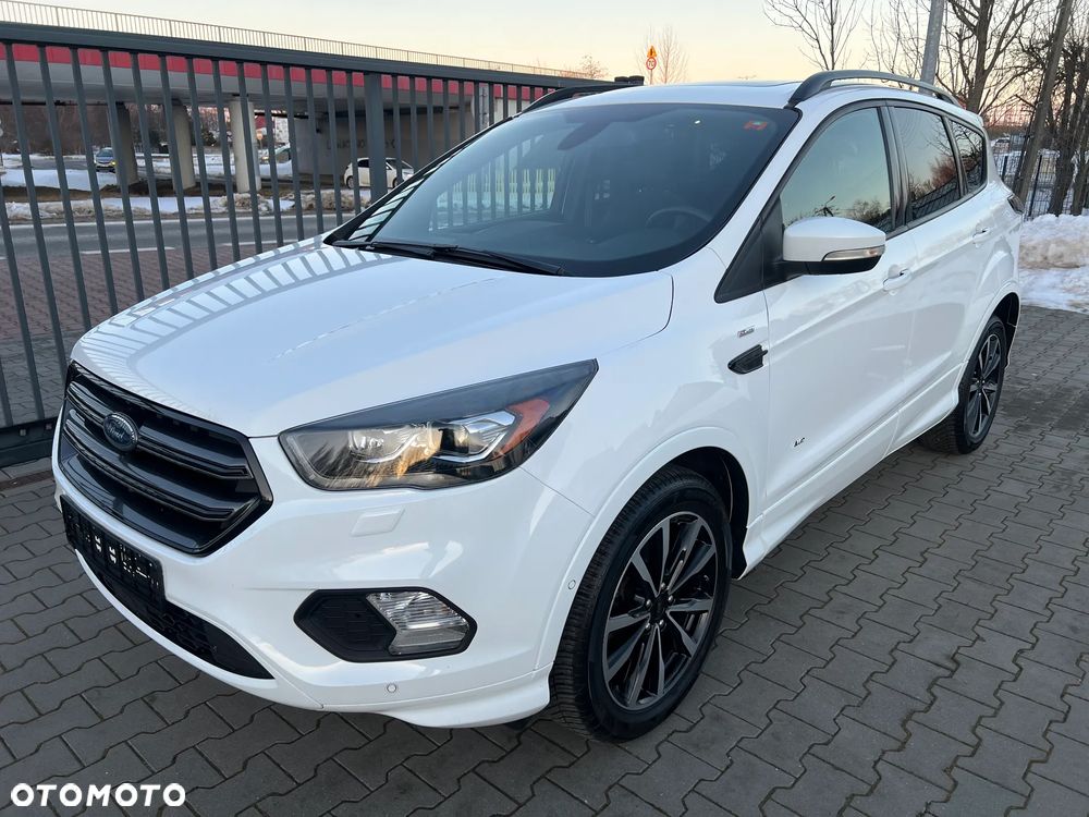 Ford Kuga 1.5 EcoBoost 4x4 ST-Line - 1