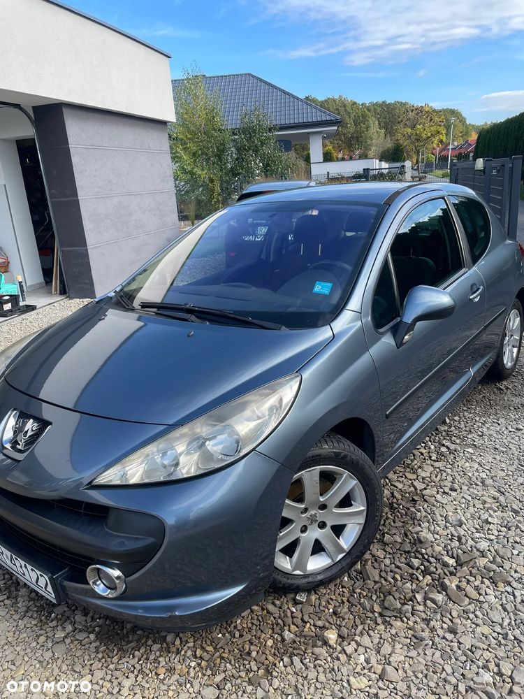 Peugeot 207 1.6 HDi 16V Trendy - 1