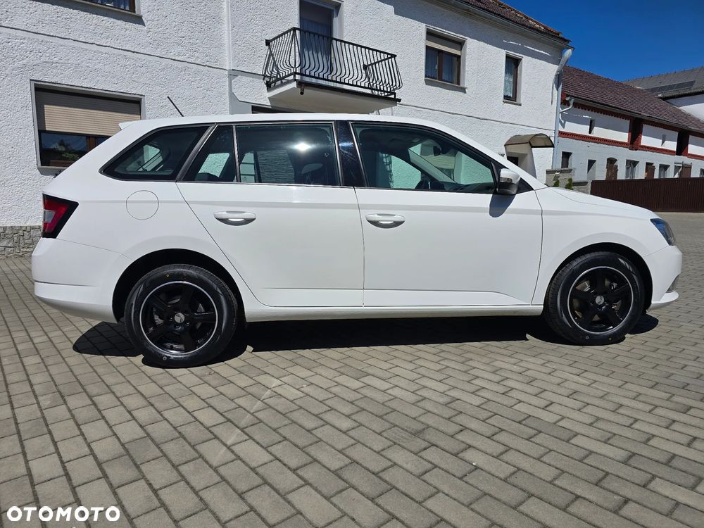 Skoda Fabia 1.0 TSI DSG Ambition - 10