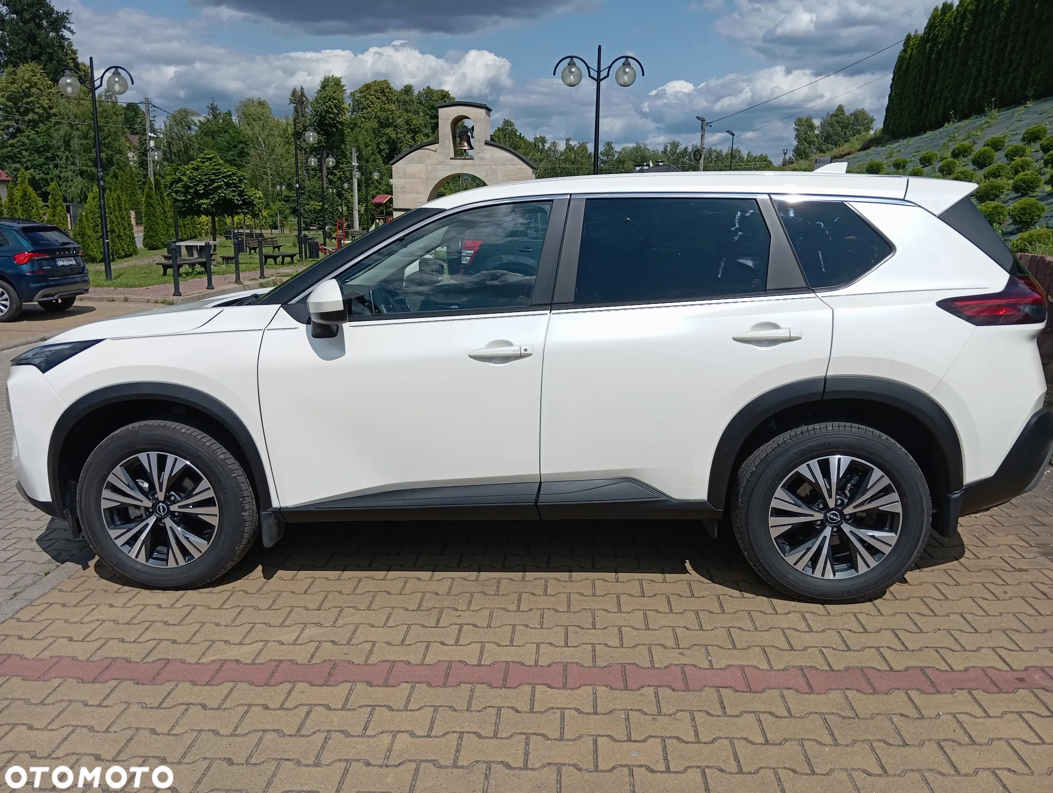 Nissan X-Trail - 2