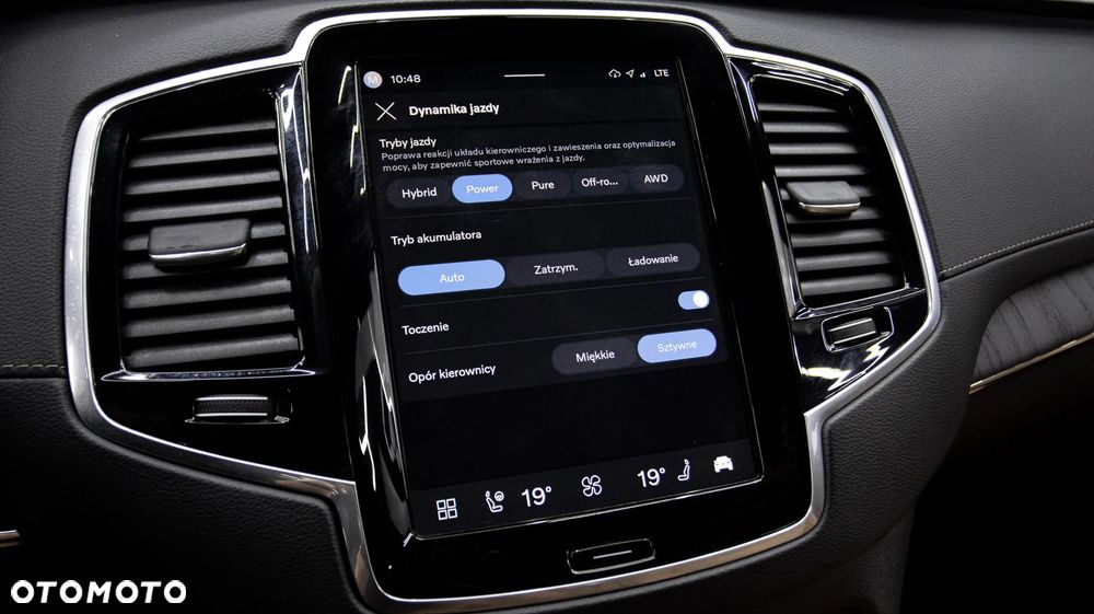 Volvo XC 90 T8 AWD Plug-In Hybrid Plus Dark 7os - 28