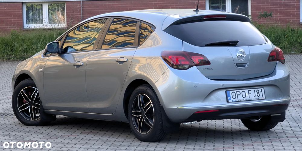 Opel Astra 1.4 T Enjoy - 28