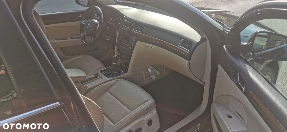 Skoda Superb 2.0 TSI L&K DSG - 14