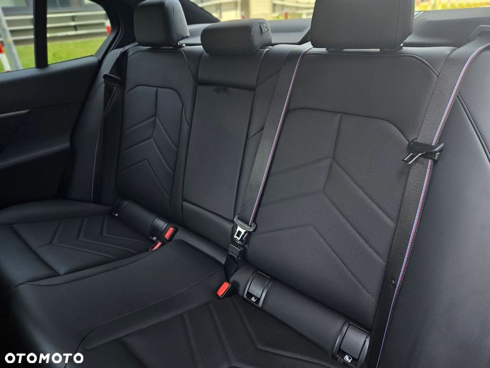 BMW Seria 5 520d xDrive mHEV M Sport - 27
