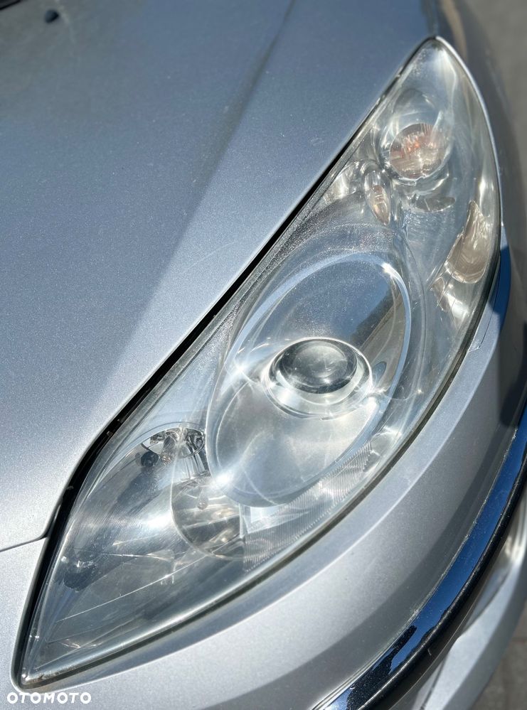 Peugeot 407 HDi 135 Premium - 12