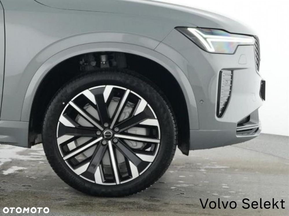 Volvo XC 90 - 8