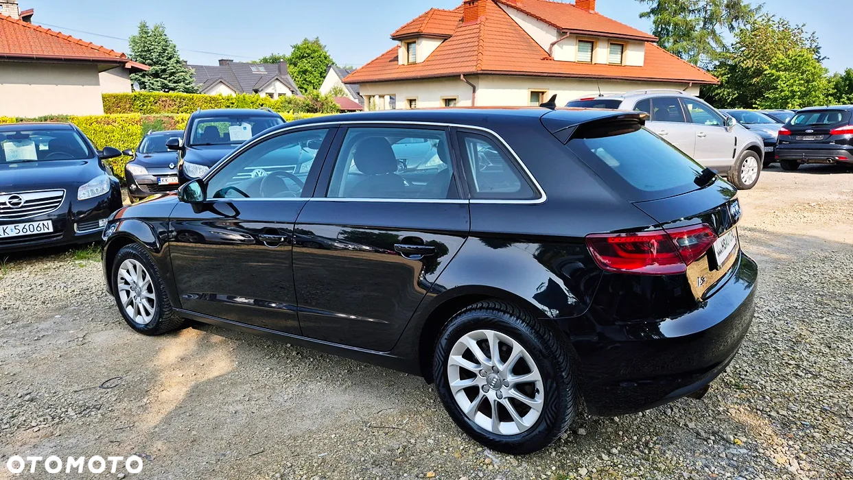 Audi A3 1.2 TFSI Sportback S tronic Ambiente - 18