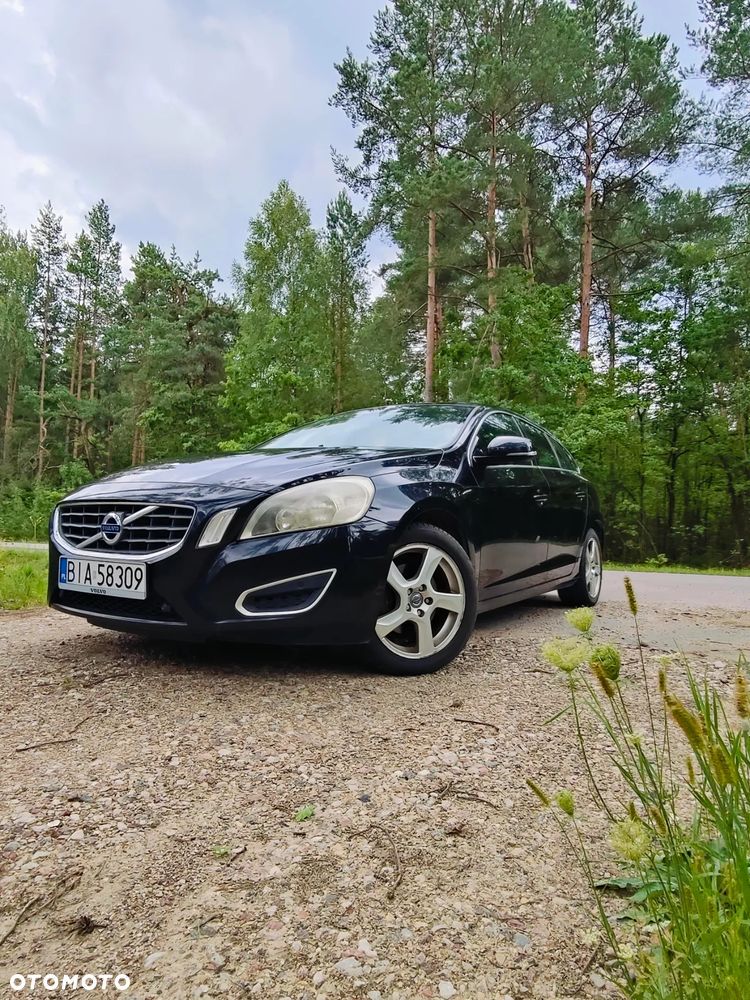 Volvo V60 D3 Geartronic Kinetic - 1