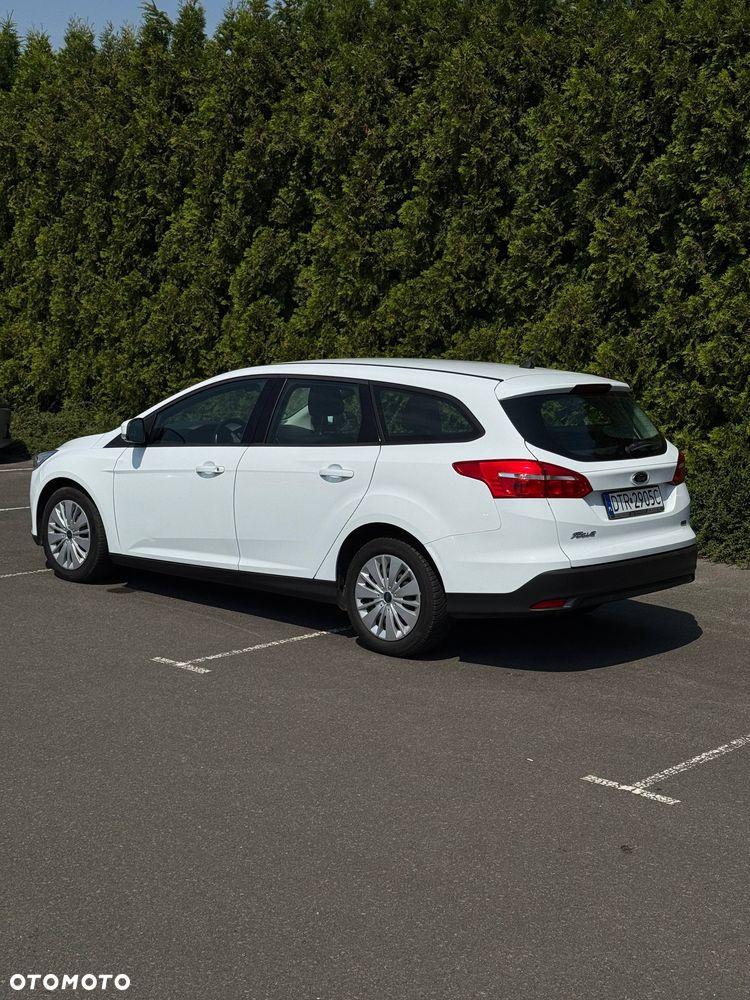 Ford Focus 1.0 EcoBoost Active - 9