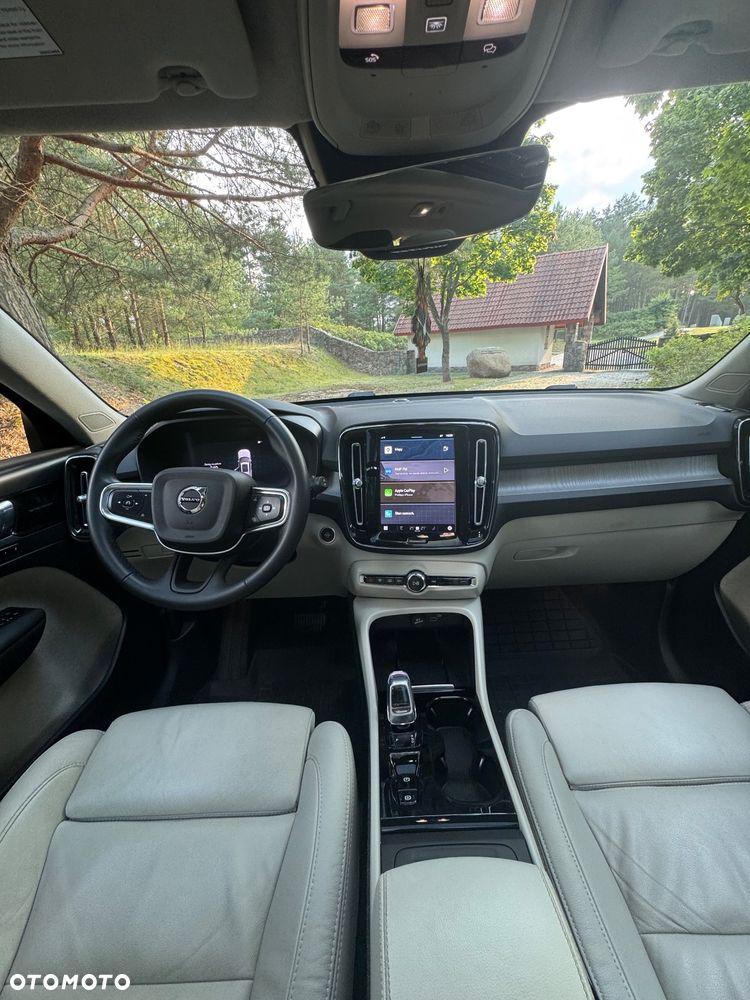 Volvo XC 40 B5 AWD Ultimate Dark - 21