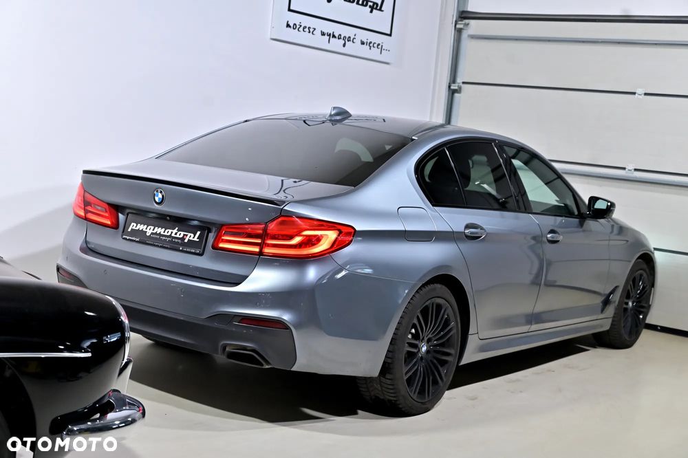 BMW Seria 5 530e xDrive M Sport sport - 10