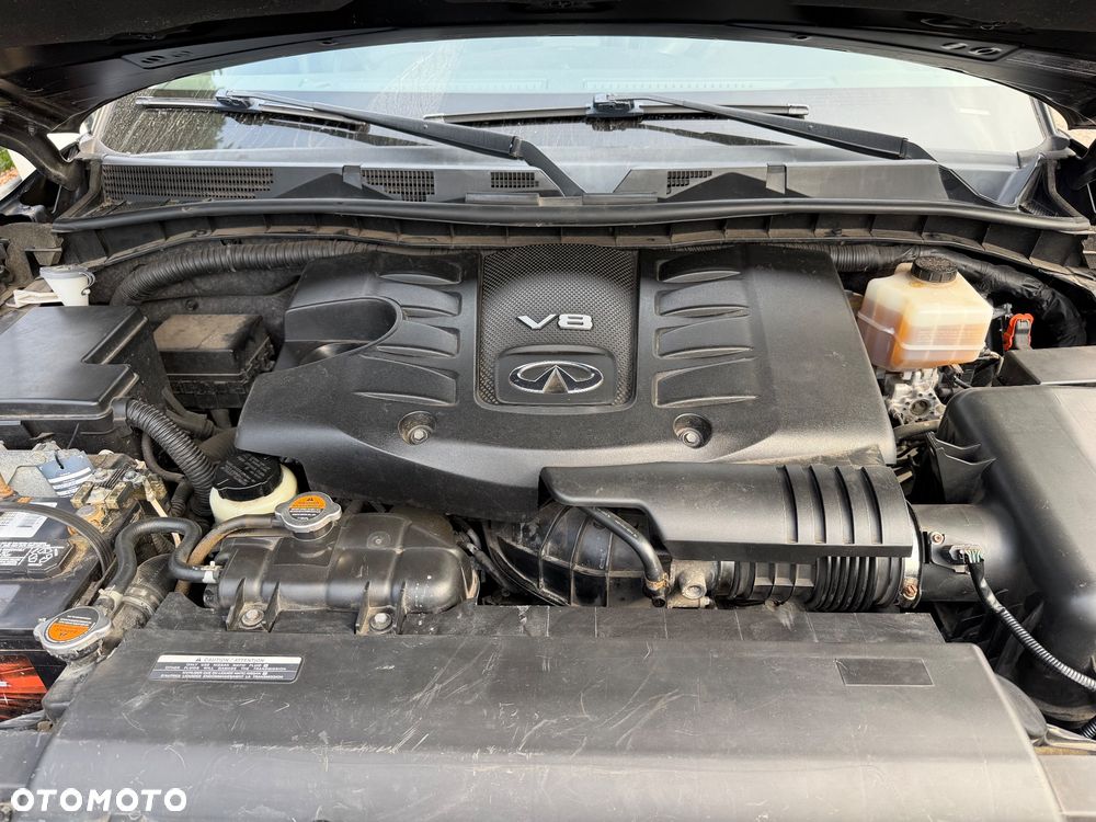 Infiniti QX80 - 18