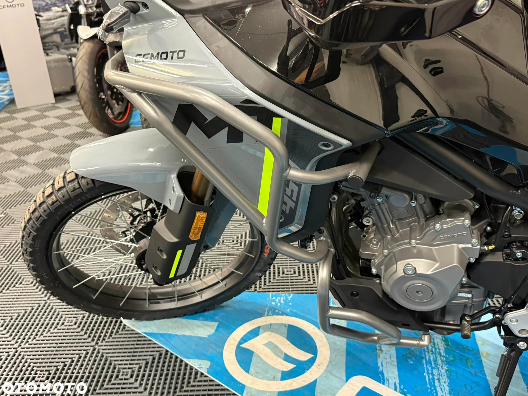 CFMoto MT