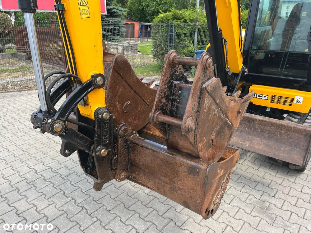 JCB 48Z-1 - 13