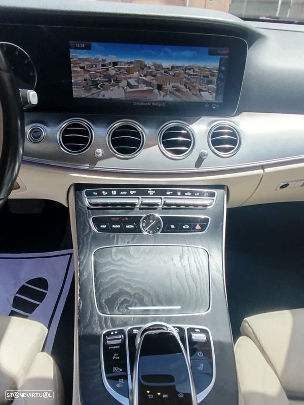 Mercedes-Benz E 300 - 22