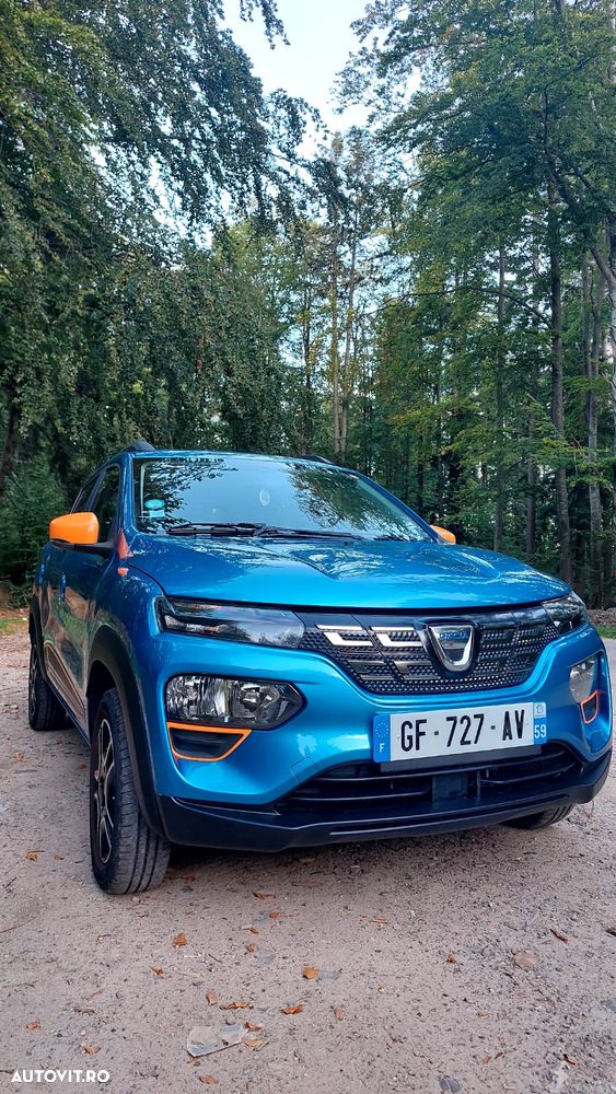 Dacia Spring Essential - 10