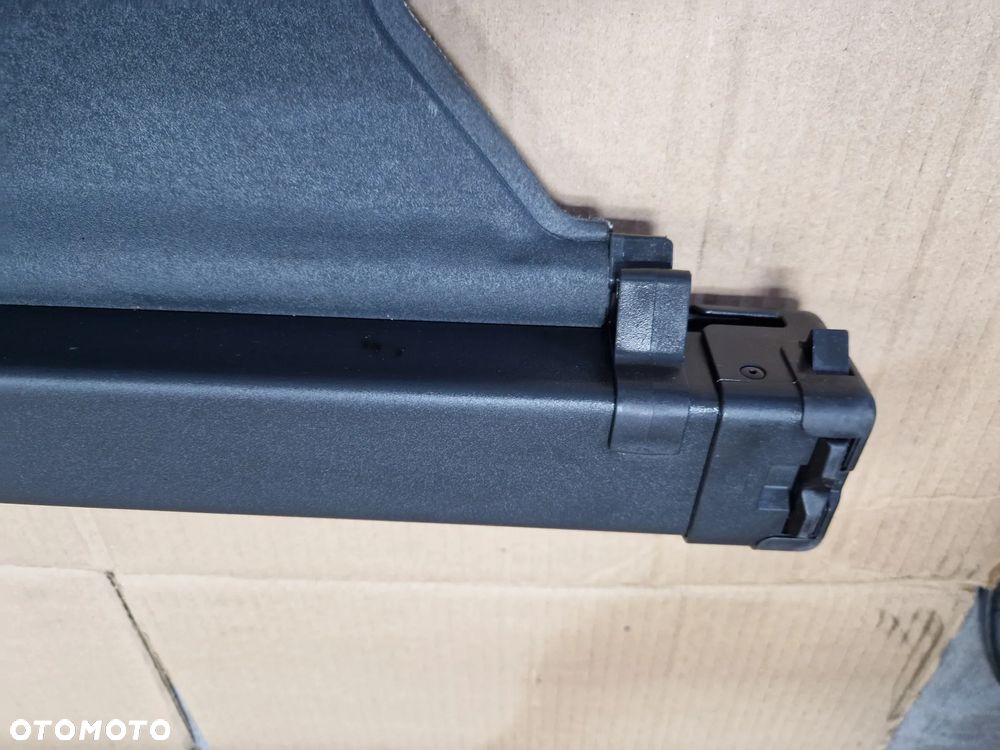 ROLETA BAGAŻNIKA VOLVO V70III XC70II 07-16R CZARNA - 7
