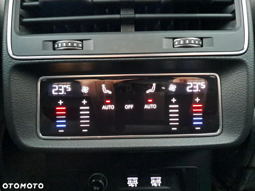 Audi Q8 - 16