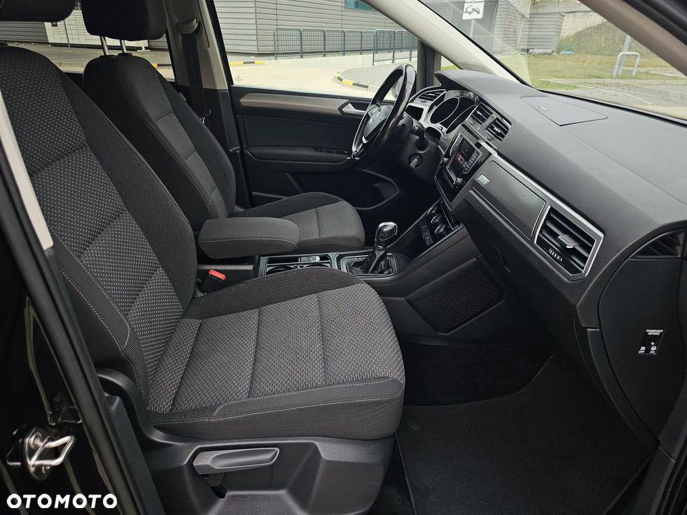 Volkswagen Touran 2.0 TDI SCR DSG Highline - 14