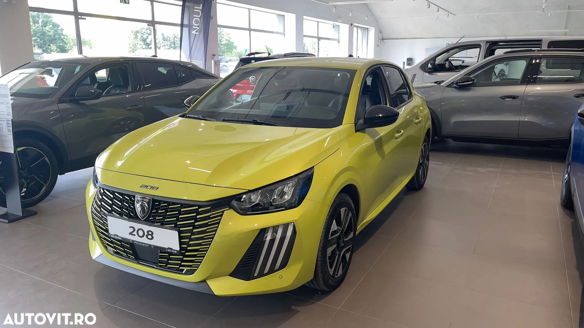Peugeot 208 1.2L e-DCS6 MHEV Allure - 1