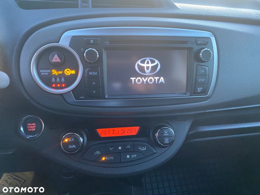 Toyota Yaris 1.33 VVT-i Edition 2014 - 35