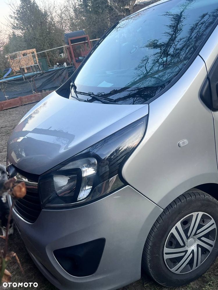 Opel Vivaro - 2