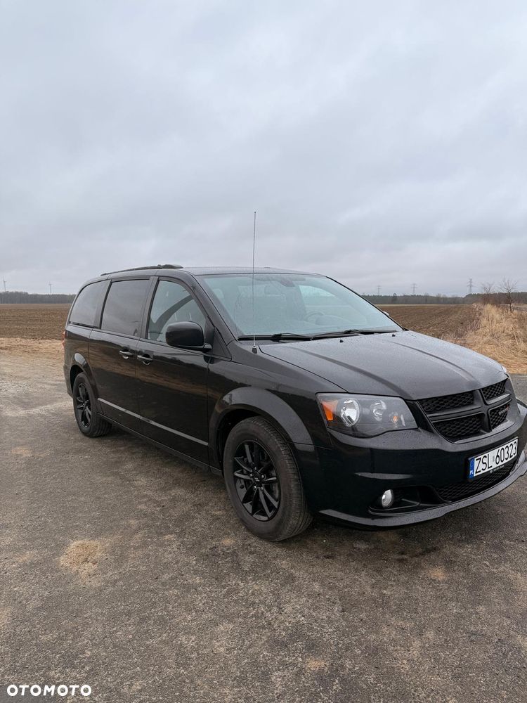 Dodge Grand Caravan 3.6 R/T - 1