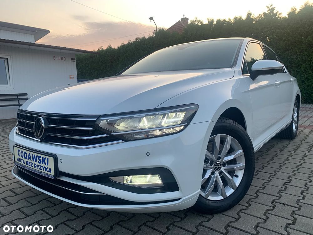 Volkswagen Passat 2.0 TDI EVO Business DSG - 3