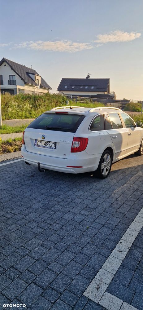 Skoda Superb 2.0 TDI Elegance DSG - 6