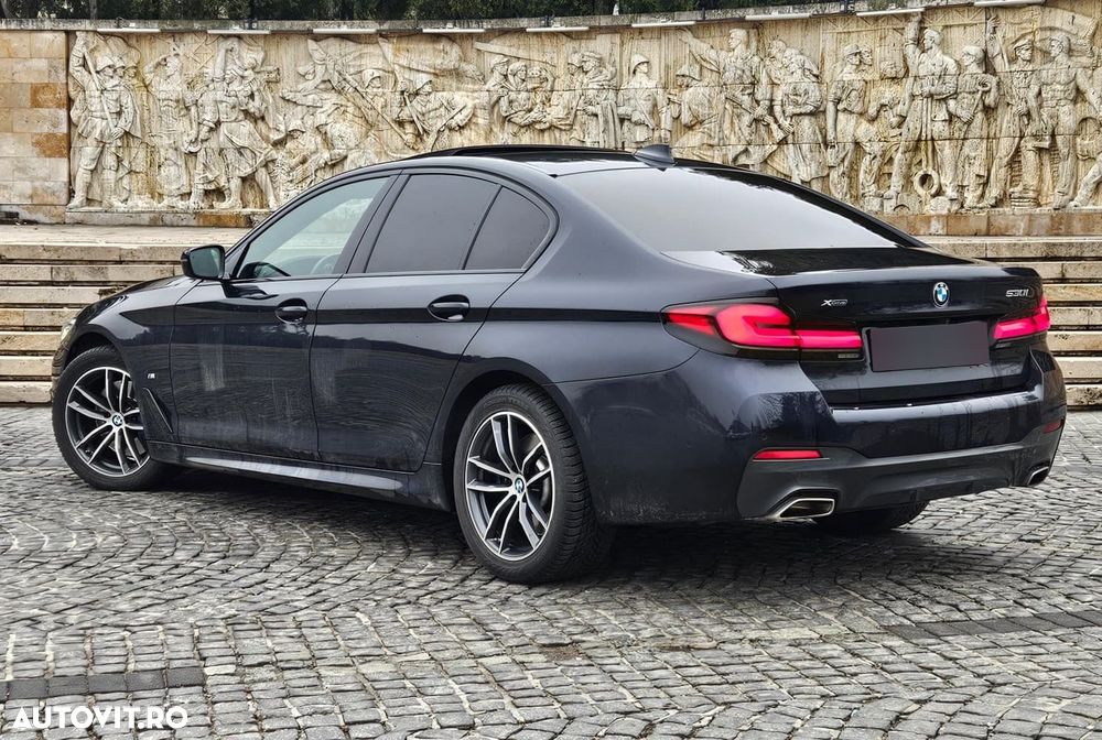 BMW Seria 5 530i xDrive AT MHEV - 4