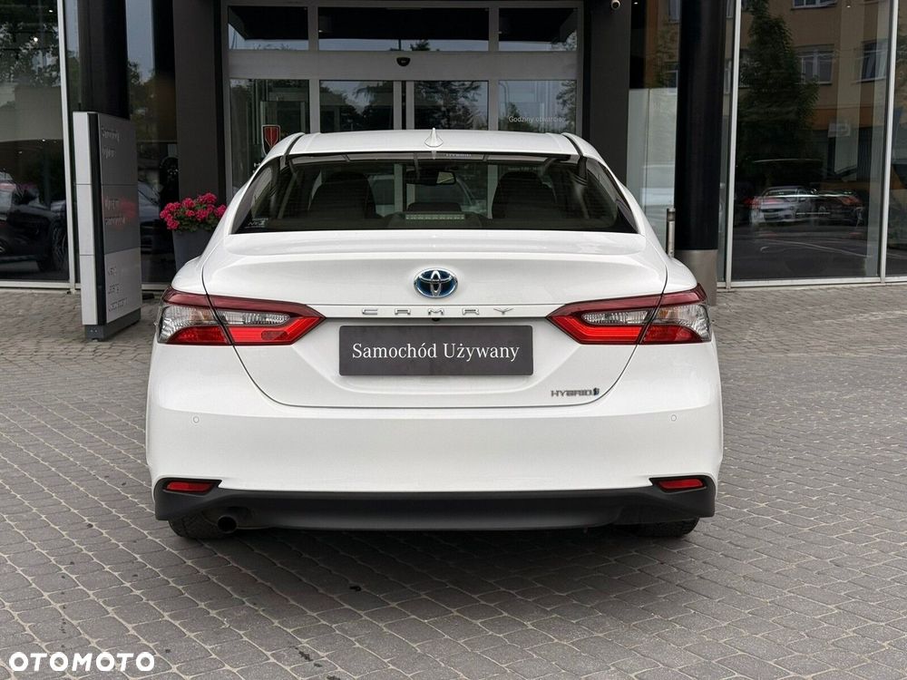 Toyota Camry 2.5 Hybrid Comfort CVT - 9