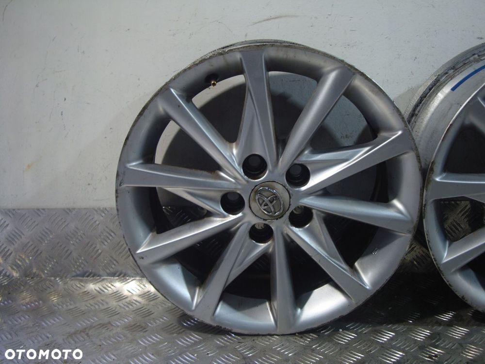 FELGA FELGI ALUMINIOWE 17x7j 5x114,3 ET45 TOYOTA PRIUS  PLUS 12- - 2