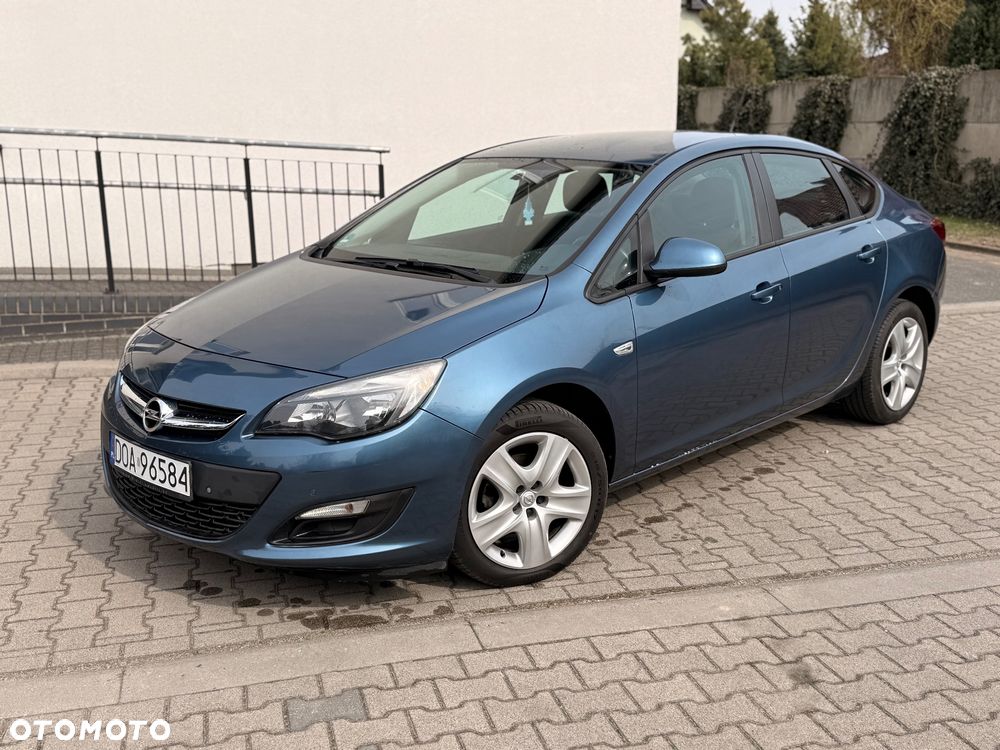 Opel Astra 1.4 Edition - 10